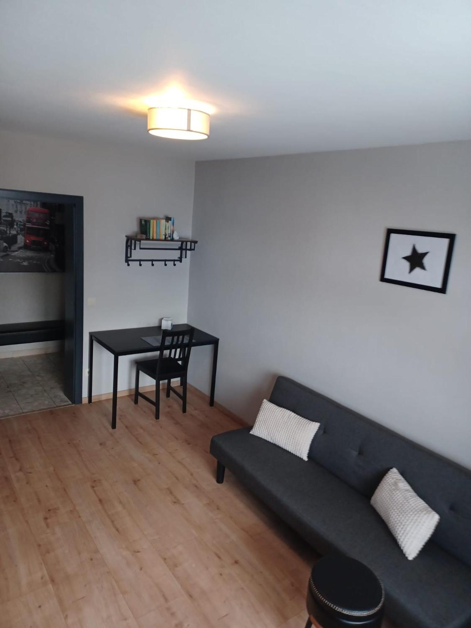 Ferienwohnung Im Wiesenrain Hausen-Wied Esterno foto